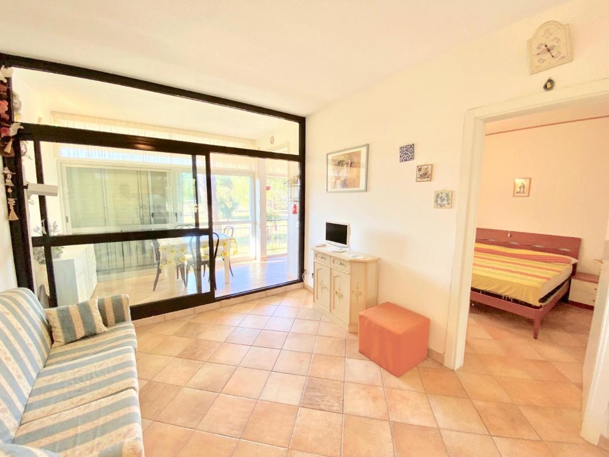 Apartments Via Dei Platani Marina Di Bibbona Exteriör bild