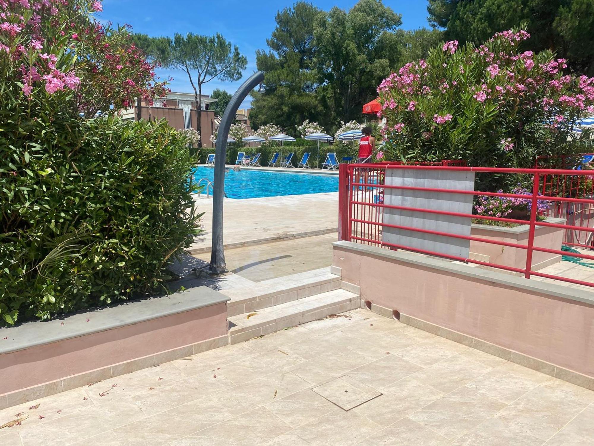 Apartments Via Dei Platani Marina Di Bibbona Exteriör bild